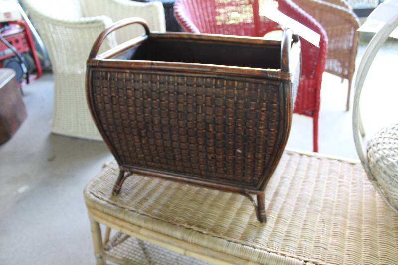 lot 707 image: Wicker Magazine Basket