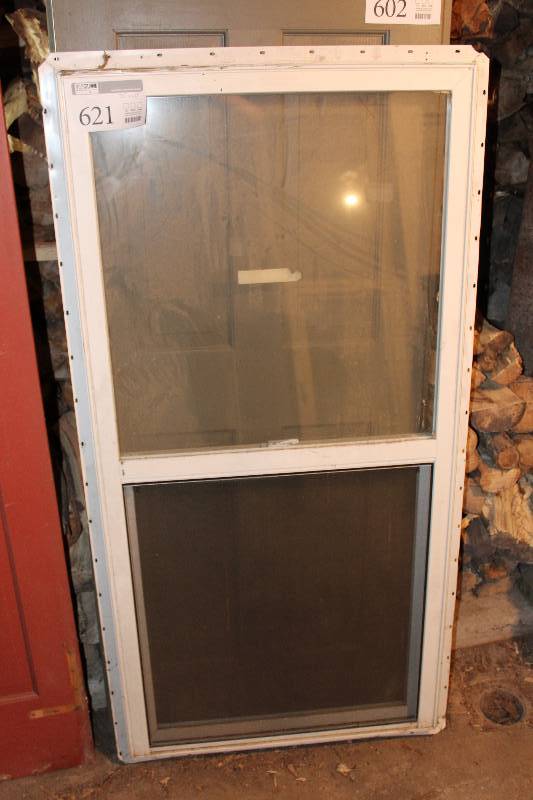 lot 621 image: House Exterior Window