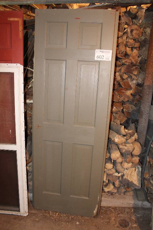 lot 602 image: Lot of (2) House Interior 6-Panel Doors