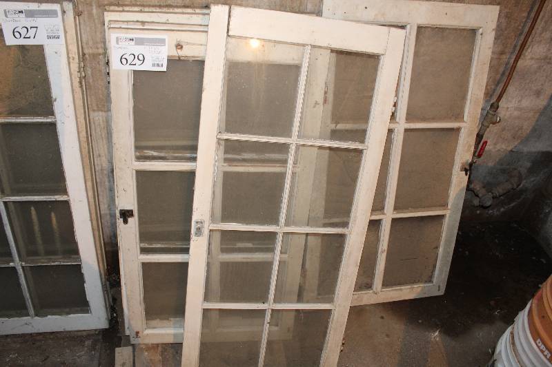 lot 629 image: Lot of (3) Windows - 6-Panel, 8-Panel