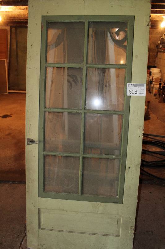 lot 608 image: Lot of (2) Doors - 8-Panel Glass, Decorative Screen
