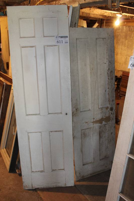 lot 611 image: Lot of (2) Doors - 6-Panel