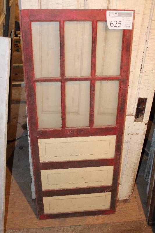 lot 625 image: Lot of (2) Windows