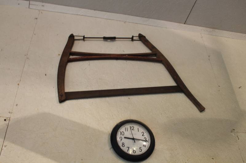 lot 479 image: Vintage Wood Saw