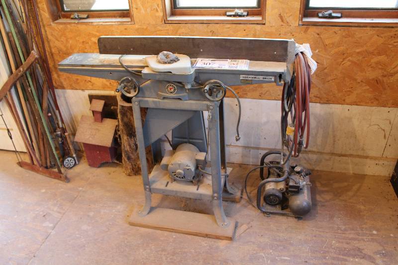 lot 307 image: Rockwell Delta Table Saw