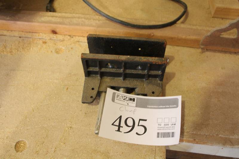 lot 495 image: Clamp