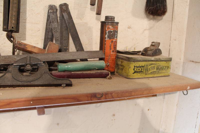 lot 483 image: Vintage Tools
