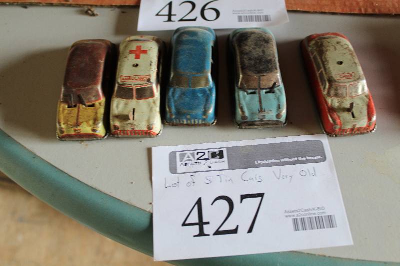 lot 427 image: Lot of (5) Tin Wind-up Cars, Very Old