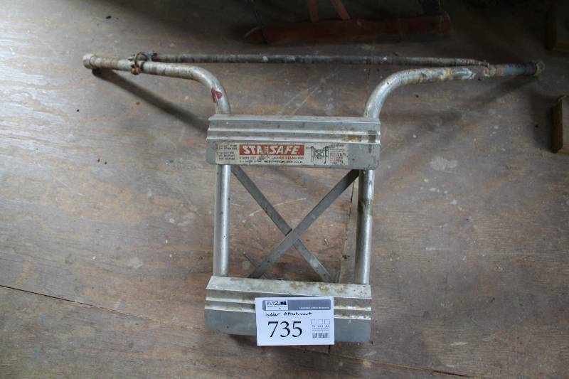 lot 735 image: Werner Sta-Safe Stand-Off Safety Ladder Stabilizer
