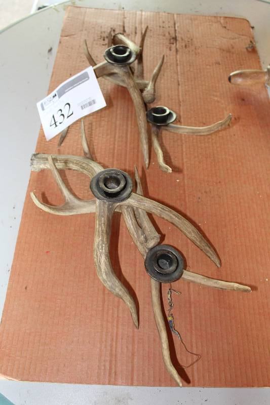 lot 432 image: Antler Candle Holders