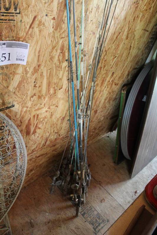 lot 452 image: Fishing Rods w Reels