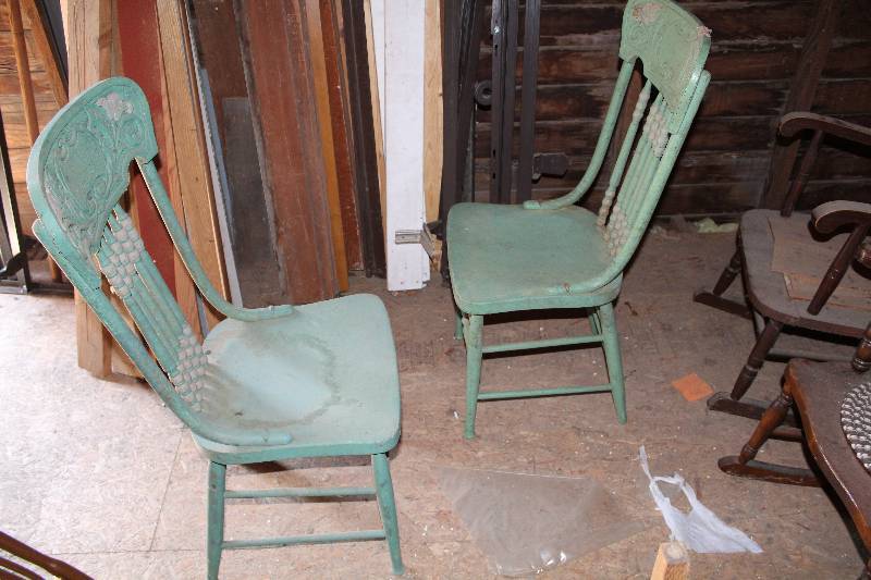 lot 795 image: Lot of (2) Wood Chairs