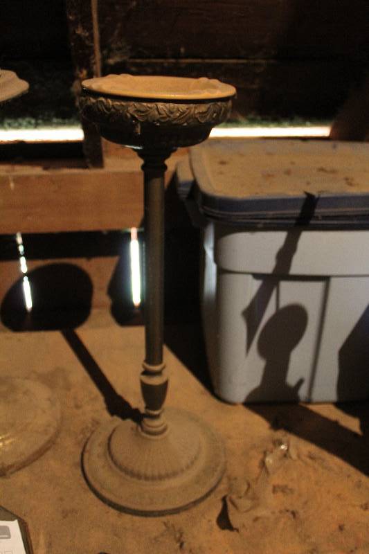 lot 766 image: Lamp Shade, Ash Tray Stand