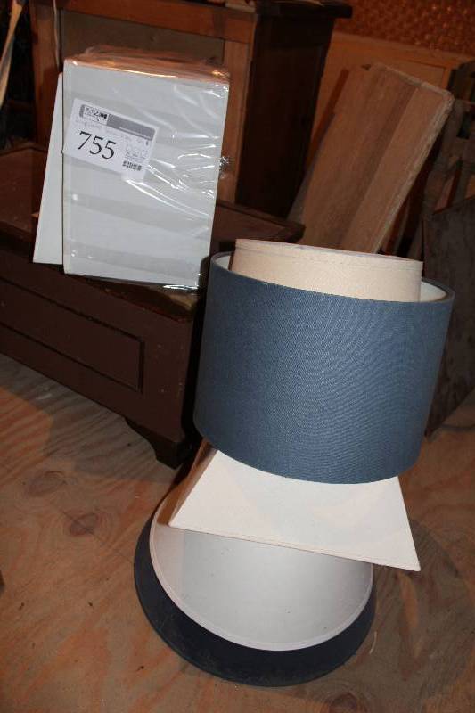 lot 755 image: Lot of (7) Lamp Shades