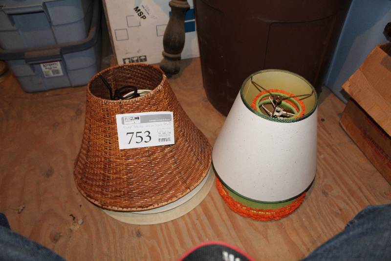 lot 753 image: Lot of (7) Lamp Shades