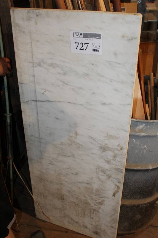 lot 727 image: Marble Counter