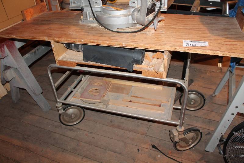 lot 584 image: Rolling Work Table