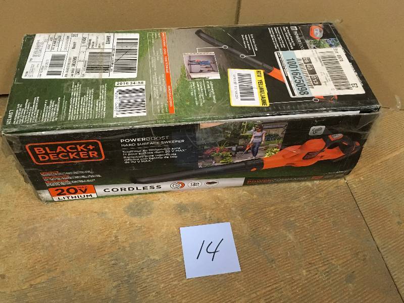 Black & Decker 130 MPH 100 CFM 20-Volt MAX Lithium-Ion Cordless Handheld Leaf Sweeper with 2.0Ah Battery and Charger Included not used