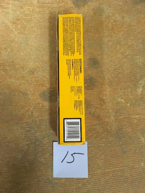 Dewalt 1-12 in. x 15-Gauge Angled Nails (2500-Pieces)