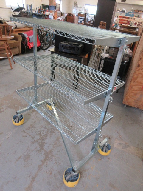 lot 217 image: IRSG INDUSTRIAL METAL SHELF