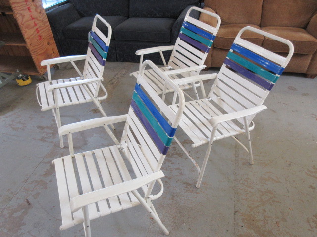 lot 234 image: METAL AND VINYL FOLDING CHAIRS