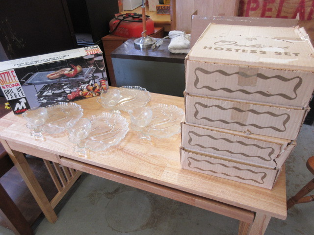 lot 241 image: ORCHARD CRYSTAL HOSTESS SET AND STONE GRILL