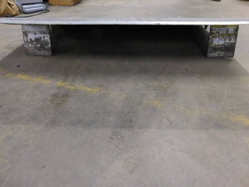 lot 105 image: Aluminum Dock Plate - 42 x 30