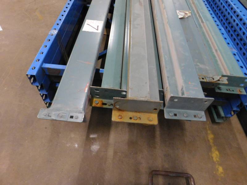 lot 119 image: Teardrop Pallet Racking #5