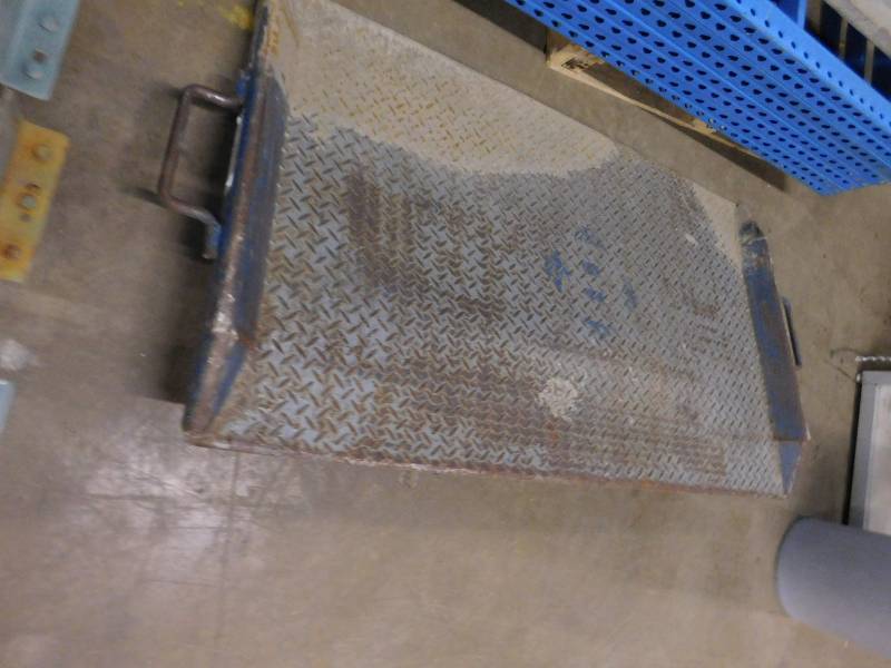 lot 120 image: Heavy Duty Steel Dock Plate