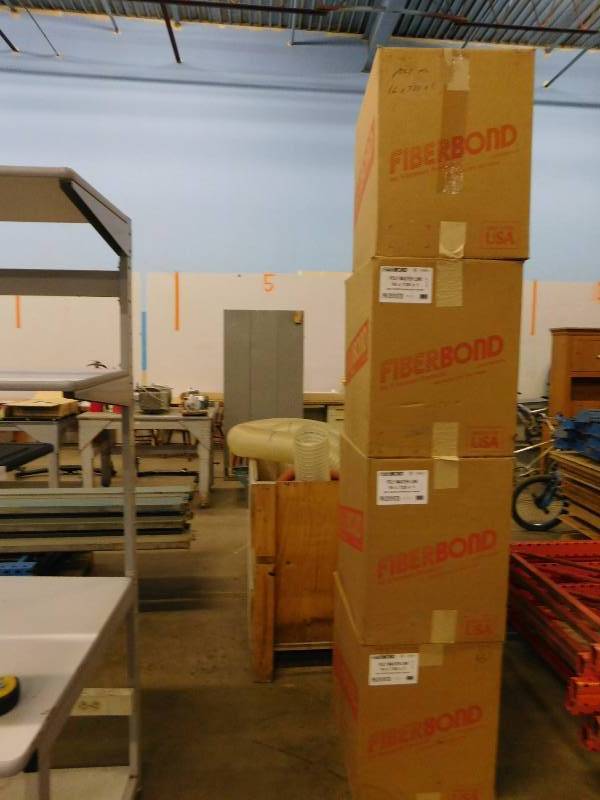 lot 123 image: Fiberbond Poly-Master Link Air Filters