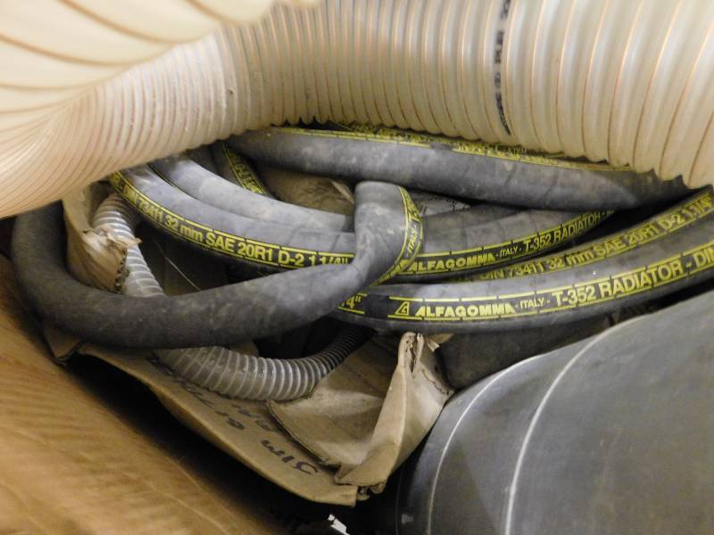 lot 124 image: Pallet Lot of Hoses and More