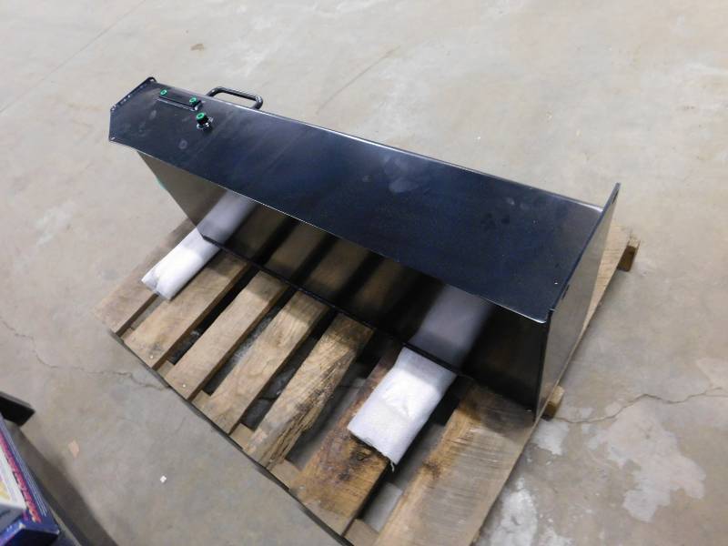 lot 135 image: New Hydraulic Holding Tank #2