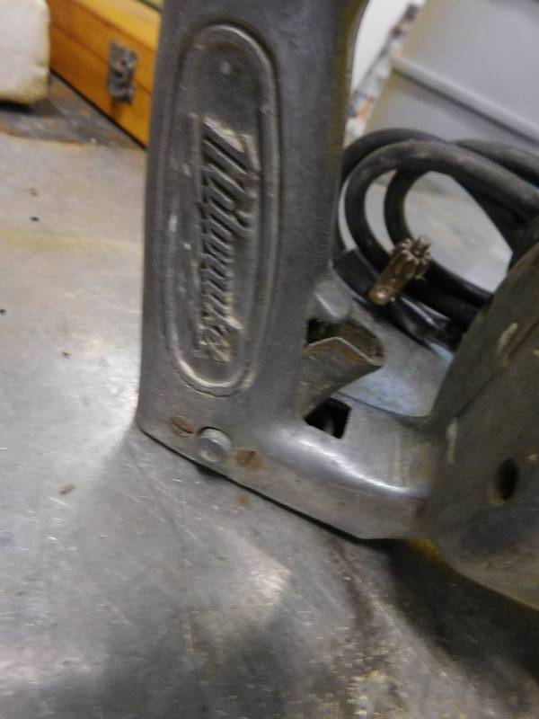 lot 143 image: Milwaukee Drills &