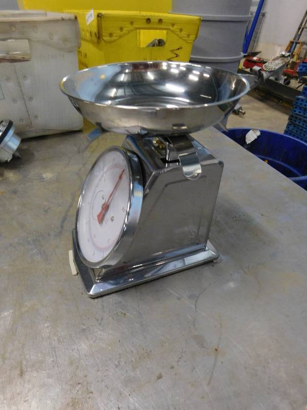 lot 146 image: Chefmate Scale