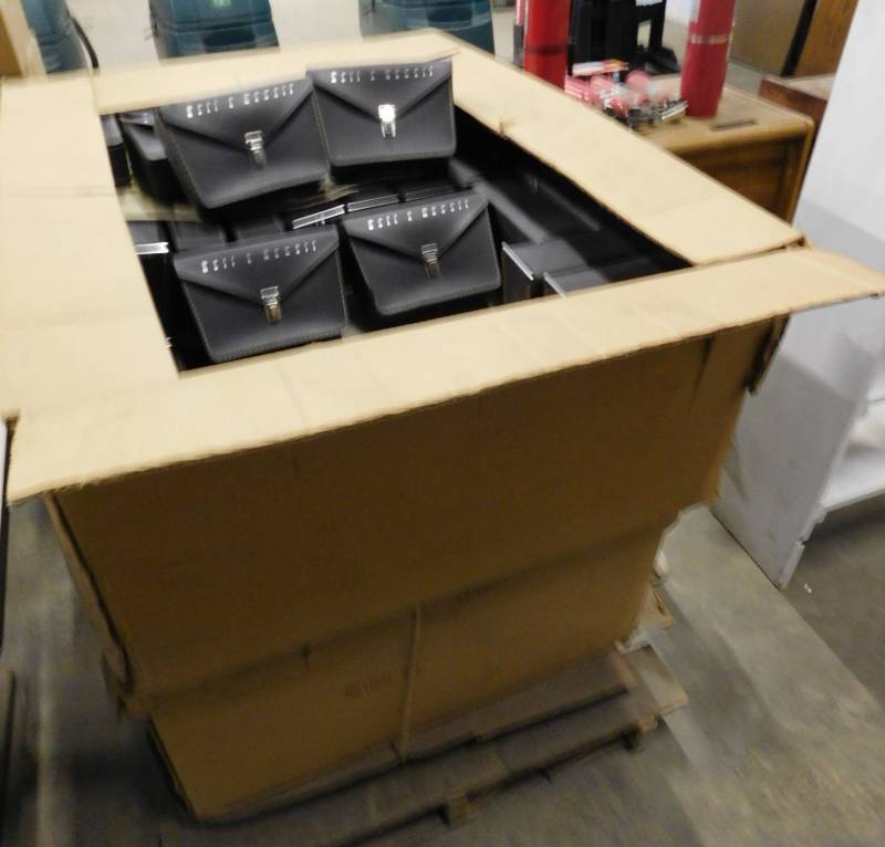 lot 157 image: Pallet Lot of Bell & Howard Camera Cases