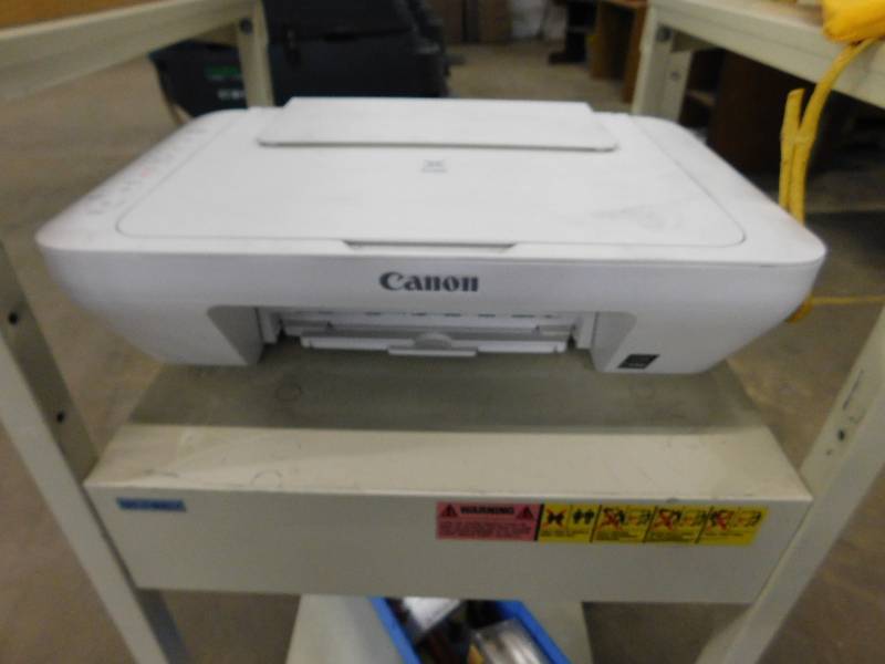 lot 167 image: Metal Rolling Audio Cart