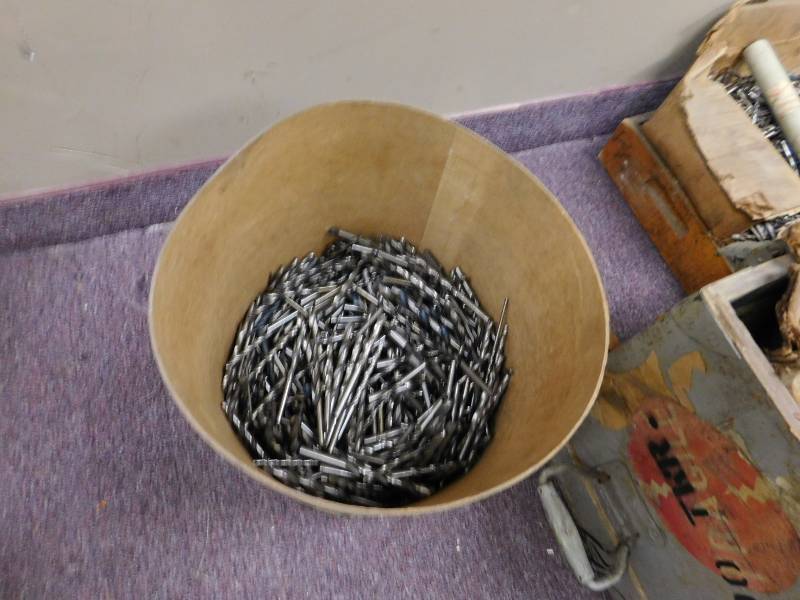 lot 170 image: Large Lot of Drill Bits