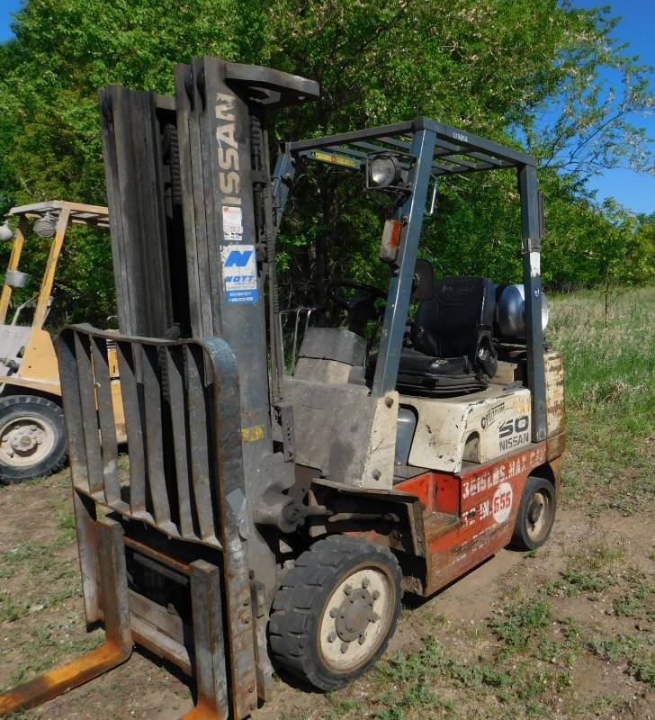 1999 Nissan CP25 Forklift