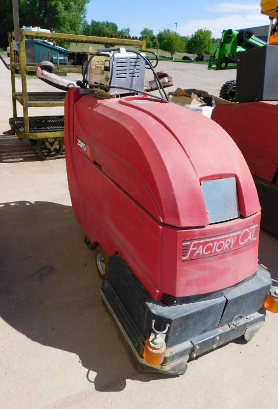 Factory Cat 25HD Scrubber