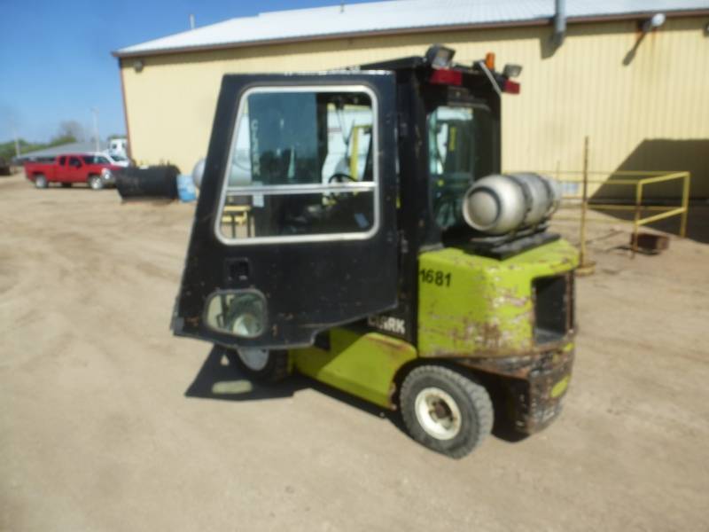 Clark Forklift