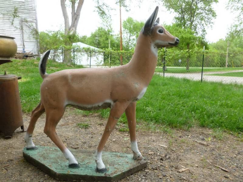 Concrete Yard Deer