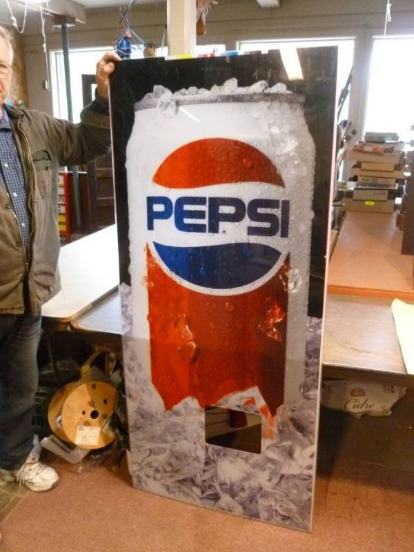 Pepsi Sign