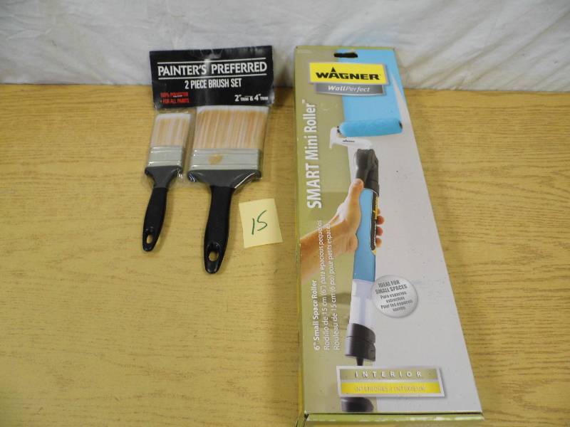 lot 15 image: Paint Brushes - Wagner Mini Roller