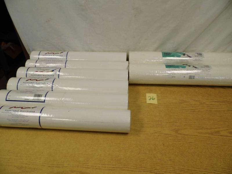 lot 26 image: Paintable Wallpaper