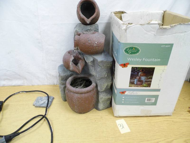 lot 31 image: Fountain