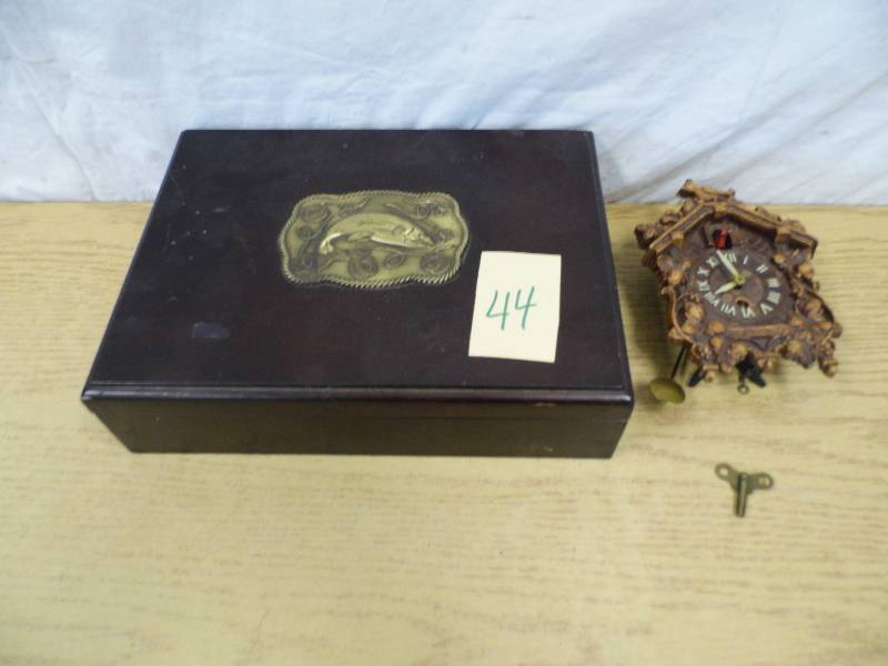 lot 44 image: Clock - Wooden Box