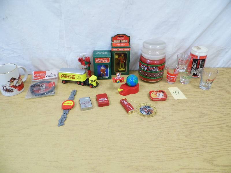 lot 47 image: Coke Items