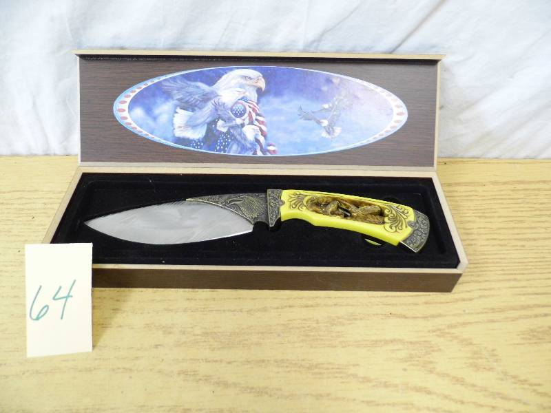lot 64 image: Eagle Knife