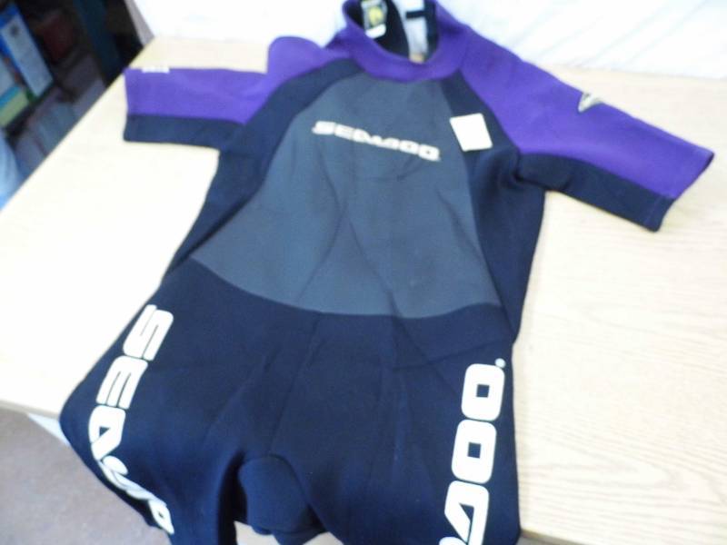 lot 68 image: Sea Doo Wetsuit