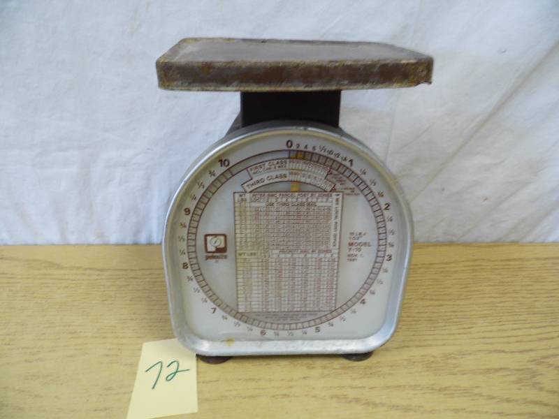 lot 72 image: Pelouze Scale